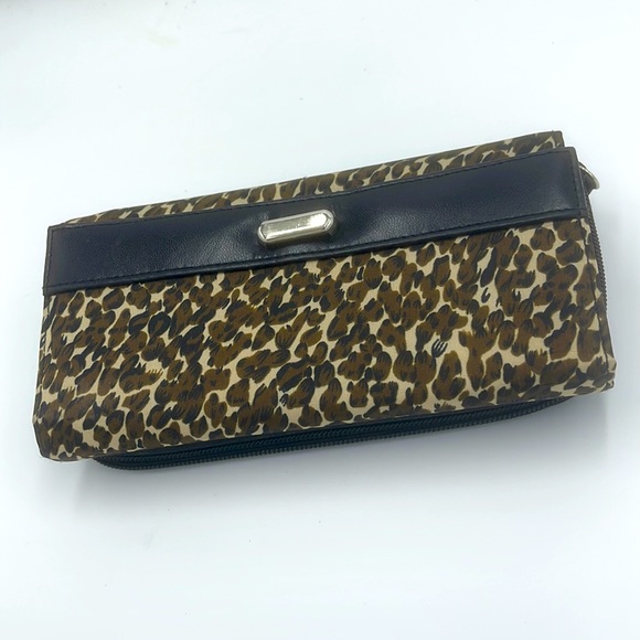 Animal Print Nylon Fabric Wallet - Picture 1 of 4